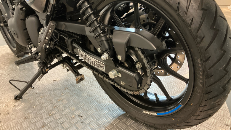 Royal Enfield Hntr 350 Rebel Red (23MY)